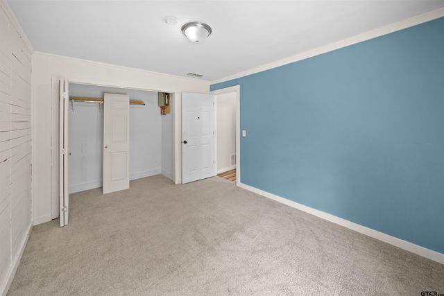 907 Henderson St., Jacksonville, TX 75766