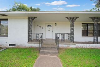907 Henderson St., Jacksonville, TX 75766