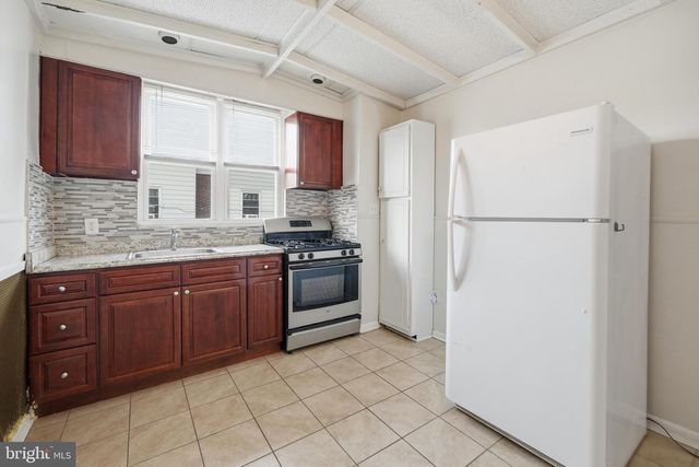 2413 S 4TH ST, Philadelphia, PA 19148