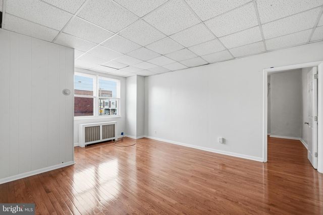 2413 S 4TH ST, Philadelphia, PA 19148