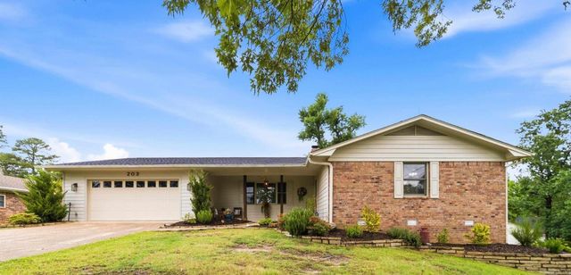 203 Chase Place, Hot Springs, AR 71901