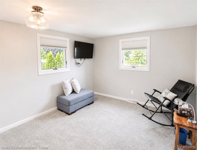 3460 Ramada Drive, Highland, MI 48356