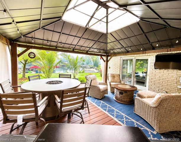3460 Ramada Drive, Highland, MI 48356