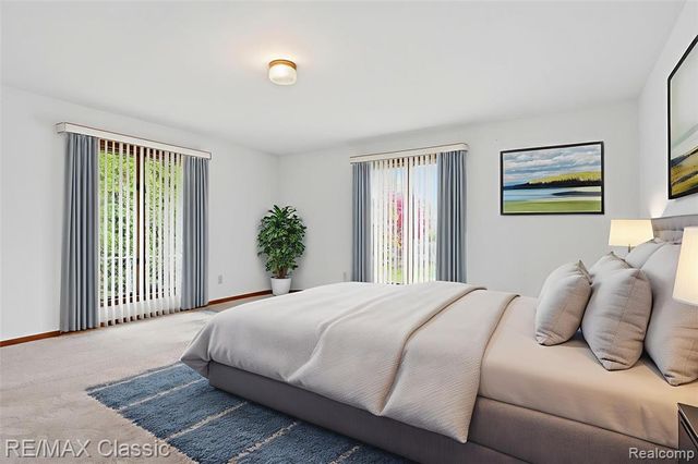 20077 Gill Road, Livonia, MI 48152