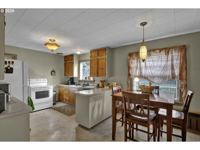 780 CHERRY Ave, Eugene, OR 97404