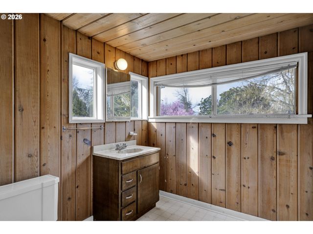 780 CHERRY Ave, Eugene, OR 97404