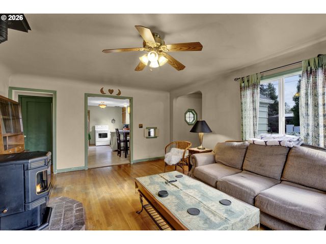 780 CHERRY Ave, Eugene, OR 97404