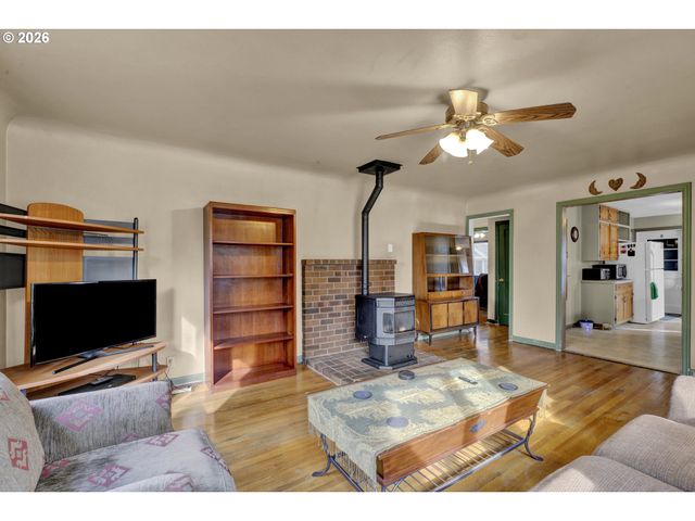 780 CHERRY Ave, Eugene, OR 97404