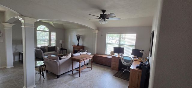 2406 Cardinal Elm Street, Fresno, TX 77545