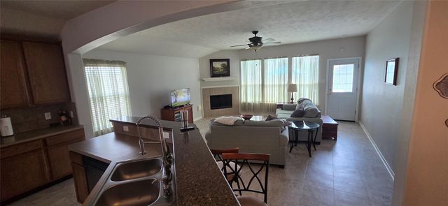 2406 Cardinal Elm Street, Fresno, TX 77545