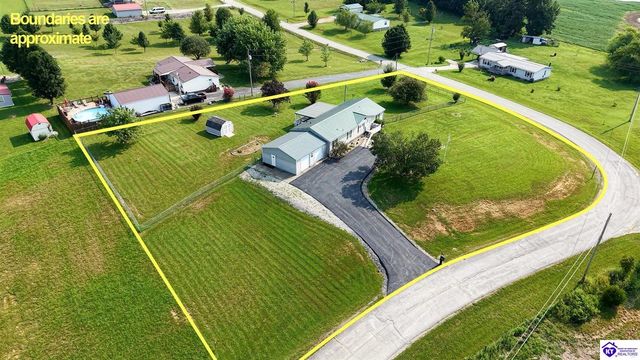 85 Oaklawn Court, Brandenburg, KY 40108