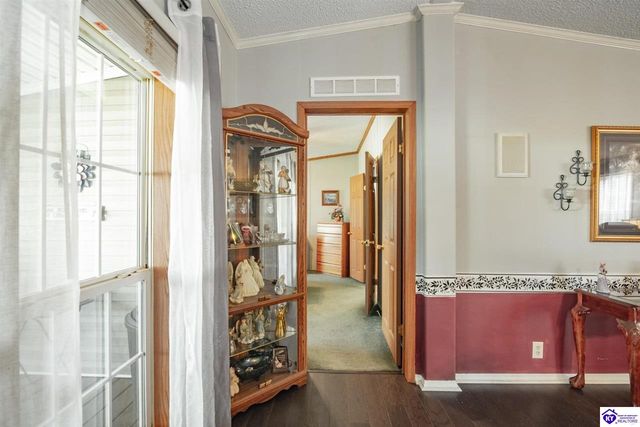 85 Oaklawn Court, Brandenburg, KY 40108