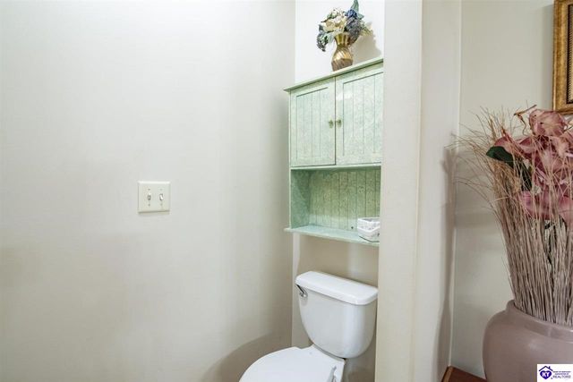 85 Oaklawn Court, Brandenburg, KY 40108