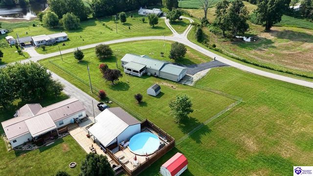 85 Oaklawn Court, Brandenburg, KY 40108