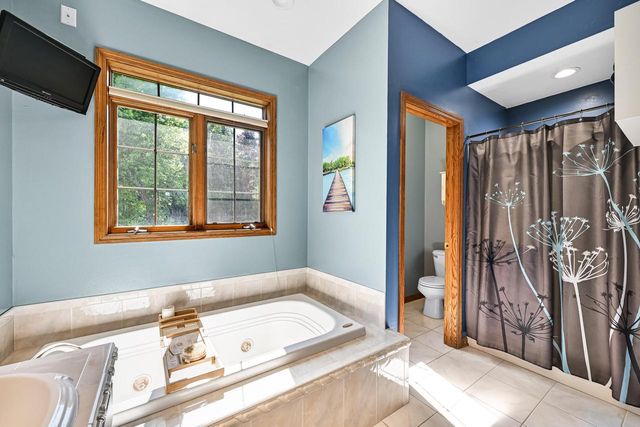 W198S6798 Adrian DRIVE, Muskego, WI 53150