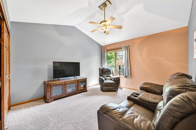 W198S6798 Adrian DRIVE, Muskego, WI 53150