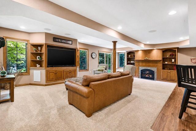 W198S6798 Adrian DRIVE, Muskego, WI 53150