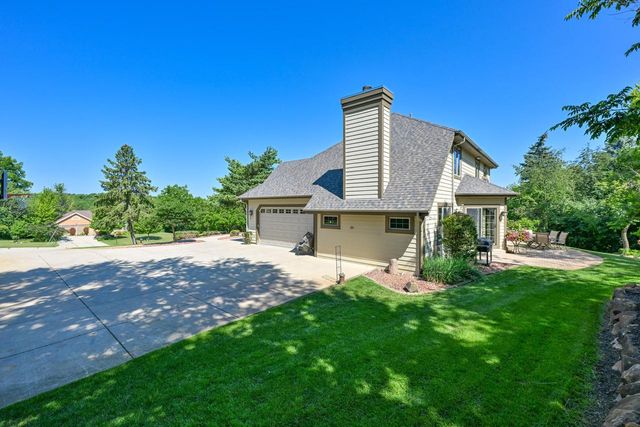 W198S6798 Adrian DRIVE, Muskego, WI 53150