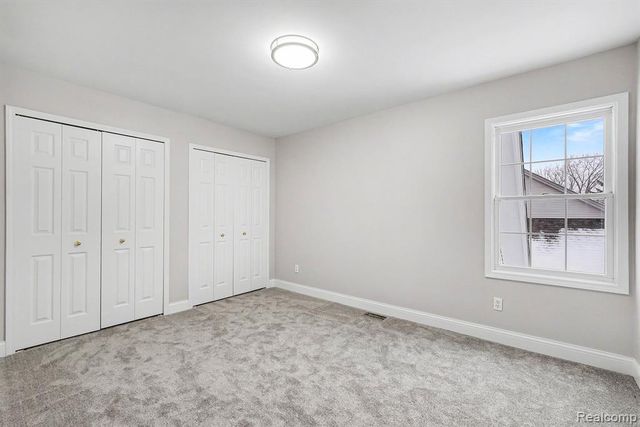 4116 Split Rail Lane, Fenton, MI 48430