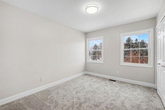 4116 Split Rail Lane, Fenton, MI 48430