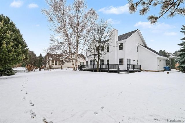 4116 Split Rail Lane, Fenton, MI 48430