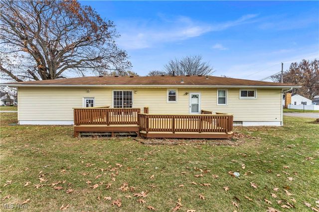 2246 Utica Avenue, Lorain, OH 44052