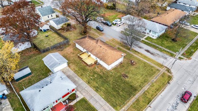 2246 Utica Avenue, Lorain, OH 44052