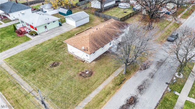 2246 Utica Avenue, Lorain, OH 44052