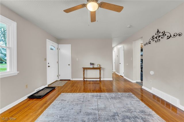 2246 Utica Avenue, Lorain, OH 44052