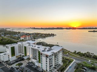 1020 SUNSET POINT ROAD 112, Clearwater, FL 33755