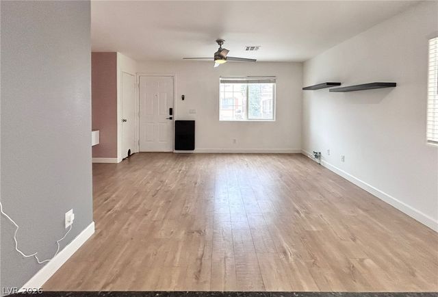10368 Baby Bud Street, Las Vegas, NV 89183