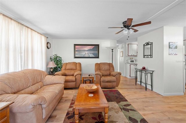 37100 8TH AVENUE, Zephyrhills, FL 33542