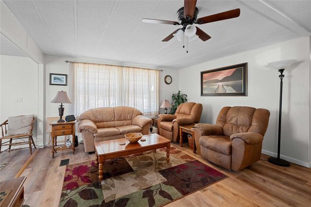 37100 8TH AVENUE, Zephyrhills, FL 33542