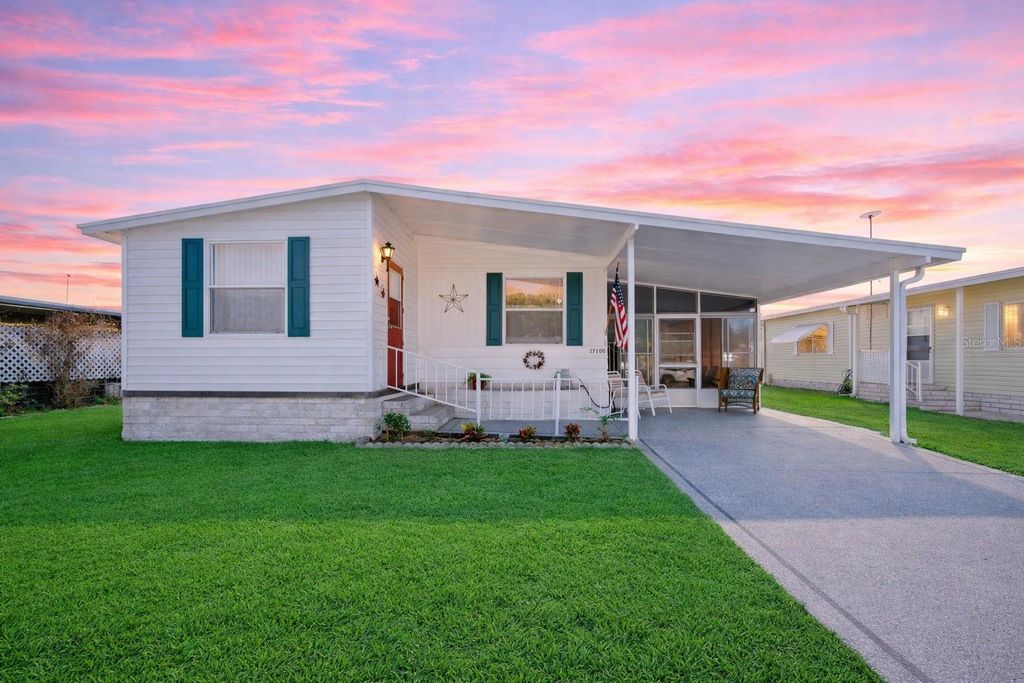 37100 8TH AVENUE, Zephyrhills, FL 33542