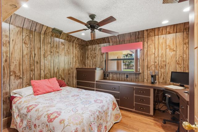 4201 SW 102nd Avenue, Davie, FL 33328