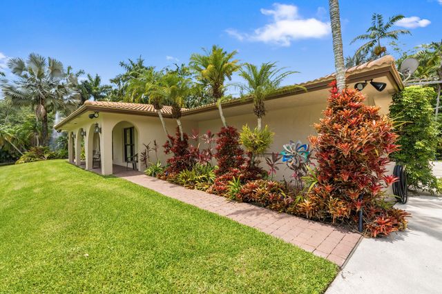 4201 SW 102nd Avenue, Davie, FL 33328