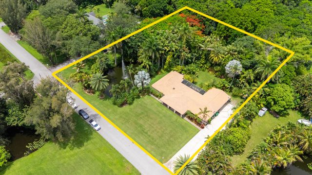 4201 SW 102nd Avenue, Davie, FL 33328
