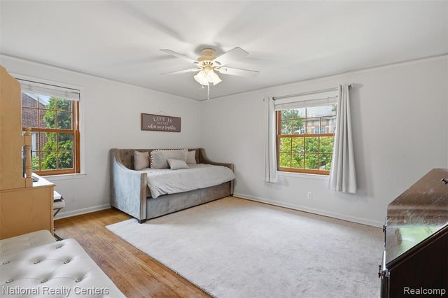 169 Mckinley Avenue, Grosse Pointe Farms, MI 48236