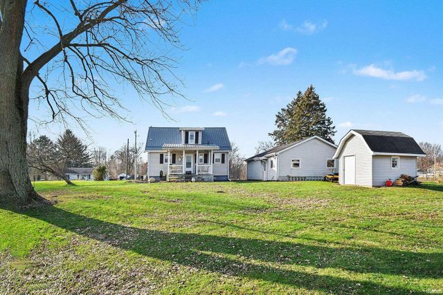 67636 Lake Trail, Lakeville, IN 46536