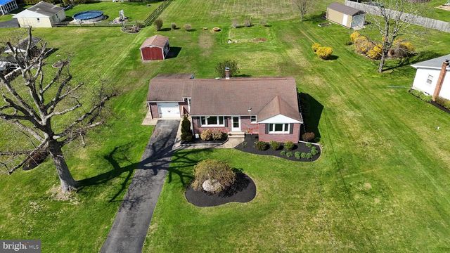 2150 MILFORD AVE, Quakertown, PA 18951