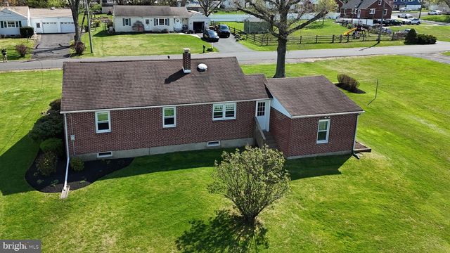 2150 MILFORD AVE, Quakertown, PA 18951