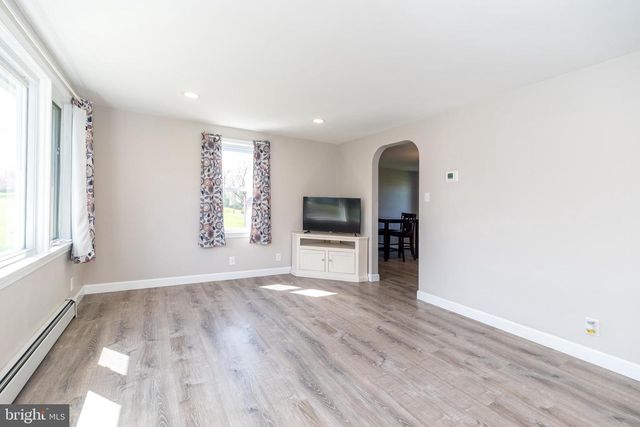 2150 MILFORD AVE, Quakertown, PA 18951