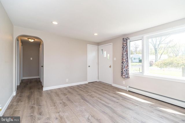 2150 MILFORD AVE, Quakertown, PA 18951