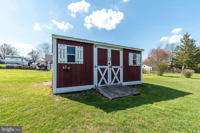 2150 MILFORD AVE, Quakertown, PA 18951