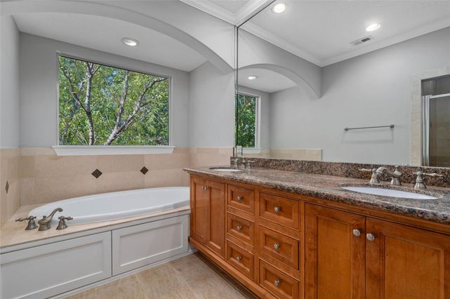 6124 Tyne Street, Houston, TX 77007