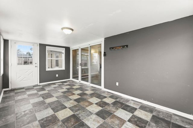 4816 Hessen Cassel Road, Fort Wayne, IN 46806