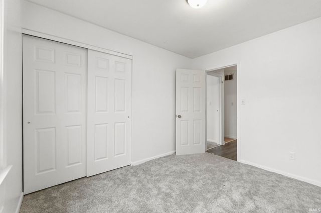 4816 Hessen Cassel Road, Fort Wayne, IN 46806