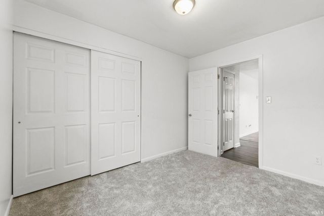 4816 Hessen Cassel Road, Fort Wayne, IN 46806