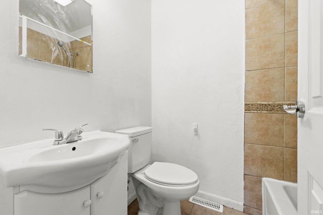 4816 Hessen Cassel Road, Fort Wayne, IN 46806