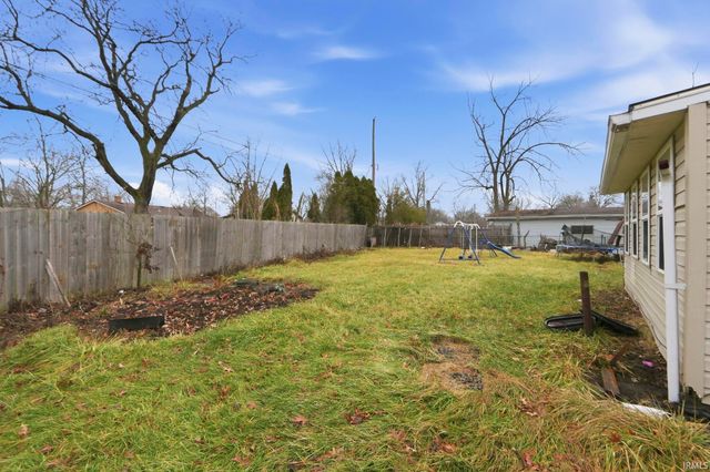 4816 Hessen Cassel Road, Fort Wayne, IN 46806